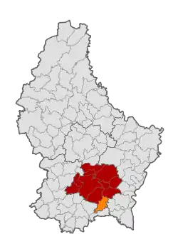 Map of Luxembourg with Weiler-la-Tour highlighted in orange, and the canton in dark red